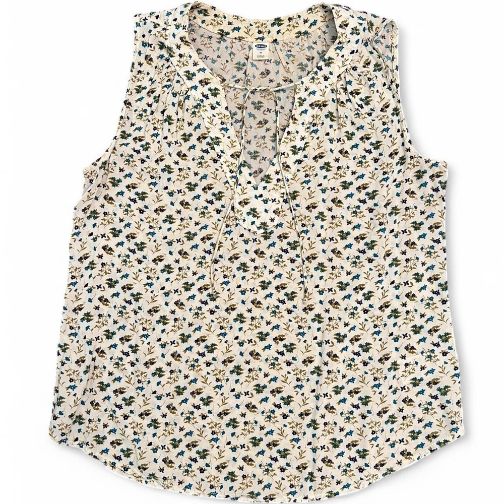 Old Navy Women’s Floral Sleeveless Top - Cream and Blue